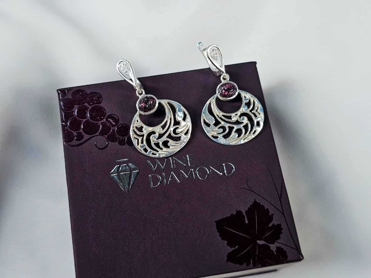Earring "Carving"